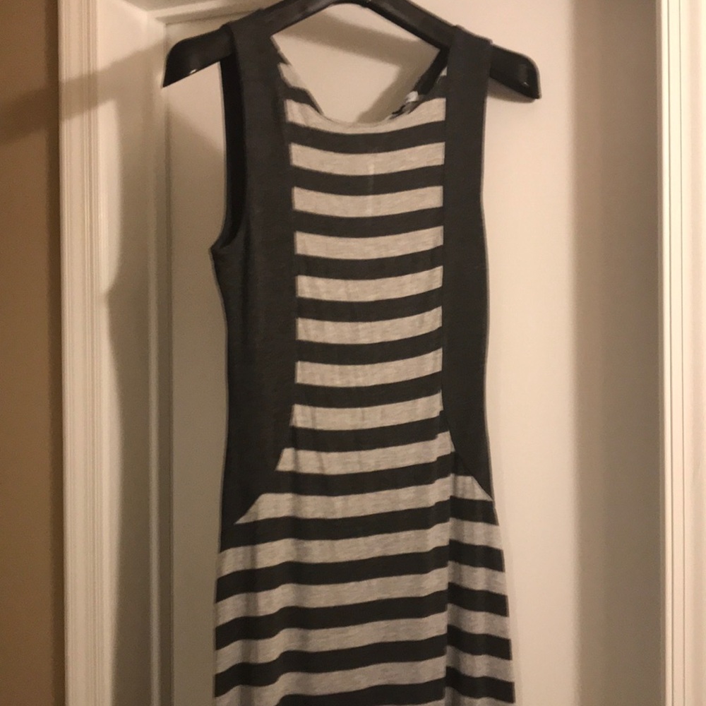 🆕🆕🆕 Striped maxi NWT!!